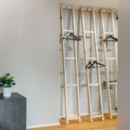 Ferienwohnung Joivy Charming Flat With Desk Mailand Exterior foto